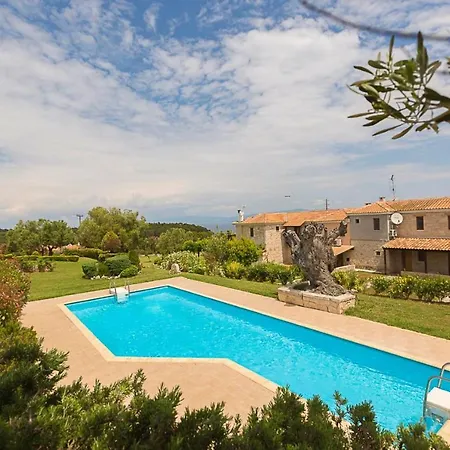 Rastoni Retreats #feelslikehome * Afytos