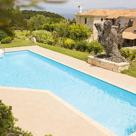Rastoni Retreats #feelslikehome Άφυτος